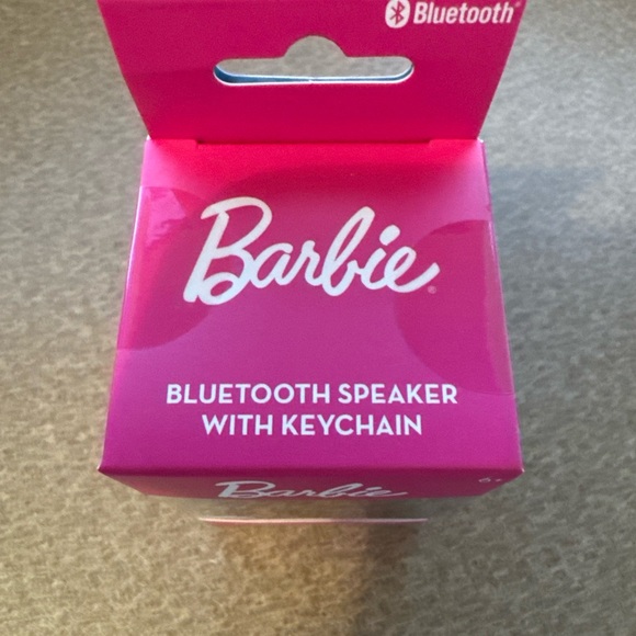 Barbie Bluetooth Speaker With Keychain Bitty Box Mini Speaker Pink NIB Tiny Gift - Picture 6 of 6